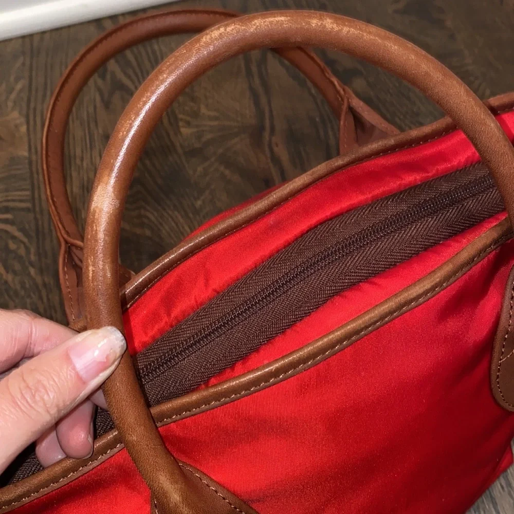 Christmas Red Vintage Barbour Tote Purse Made of Nylon and Leather - Picture 4 of 6